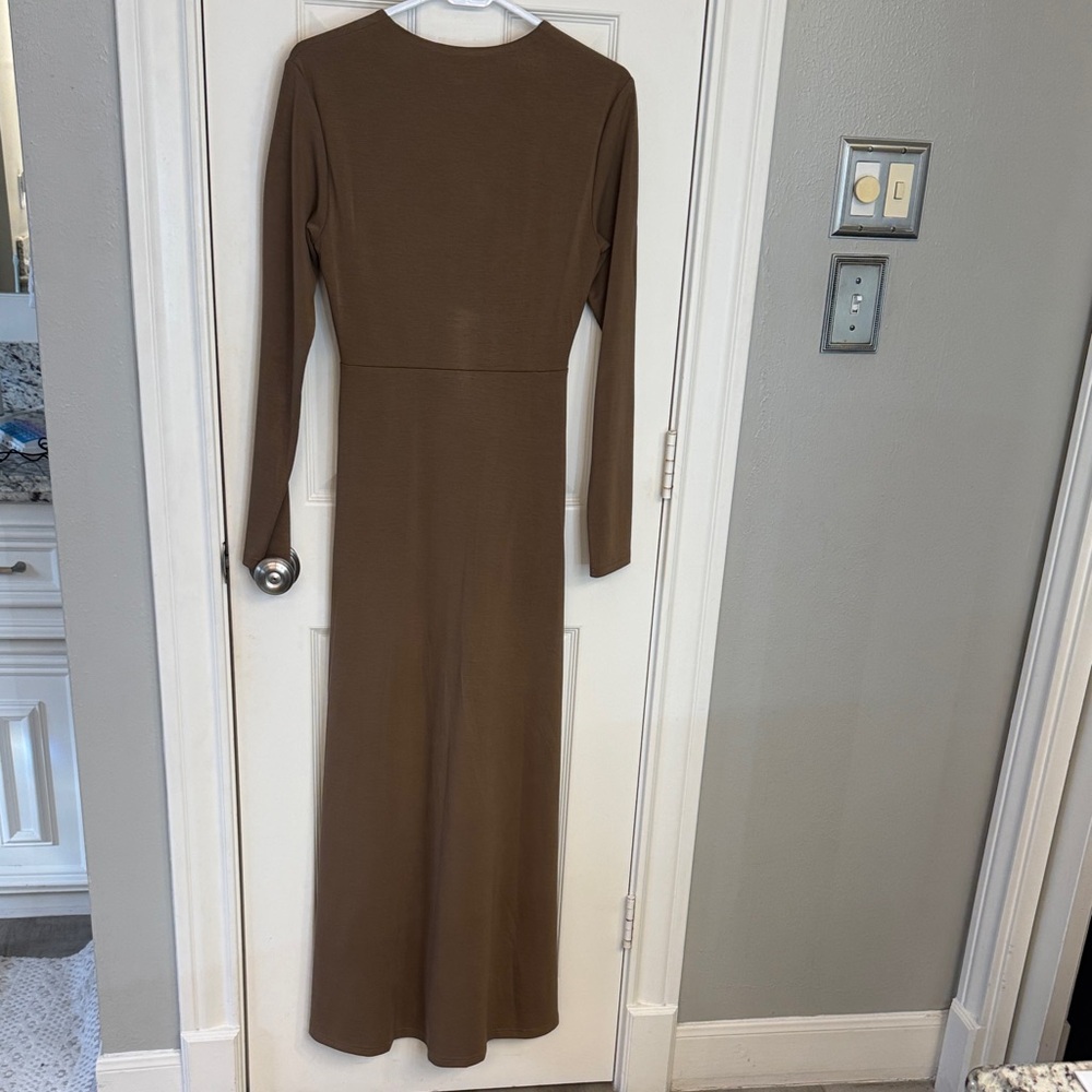 Dolan Left Coast Long-Sleeve Plunge Knit Maxi Dress - Picture 3 of 3